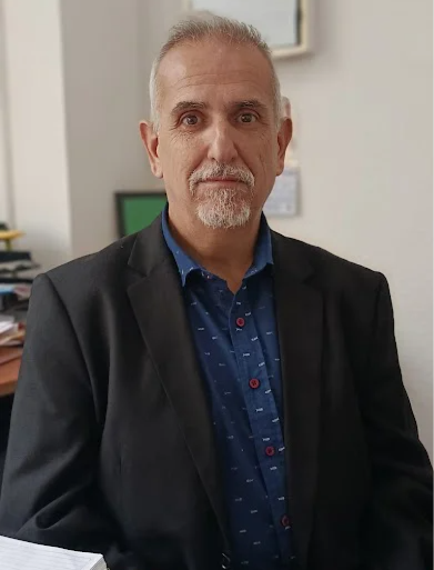 YAMIL MENGO1