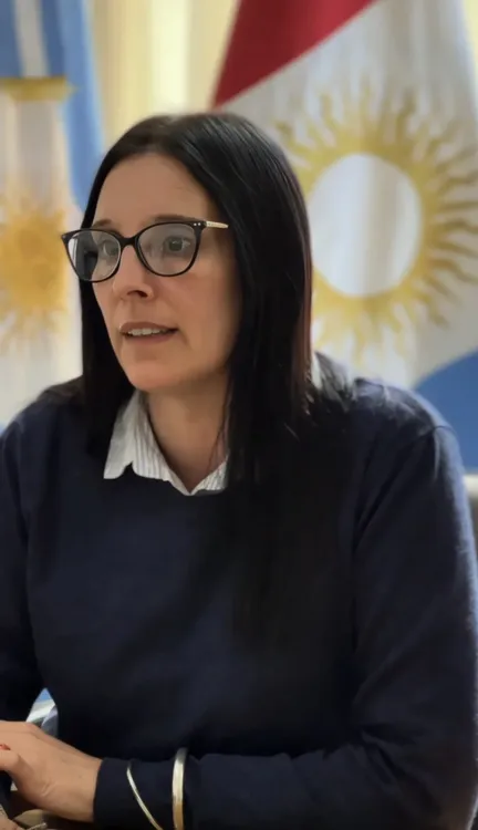 ROMINA CAREZZANO