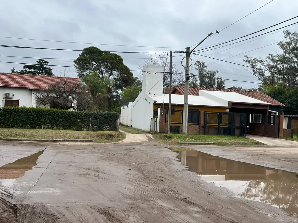 BARRIO EL LIBERTADOR RECLAMO CALLES 1234