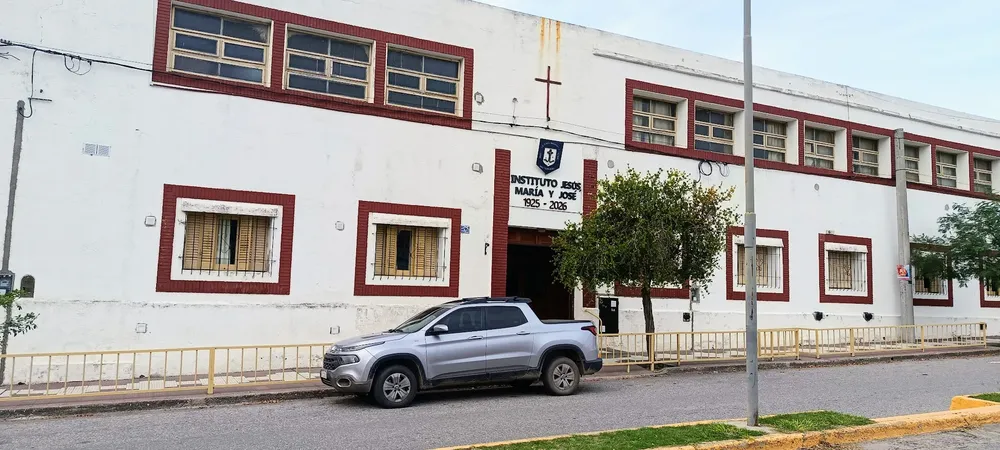 INSTITUTO JESÚS MARÍA Y JOSE´
