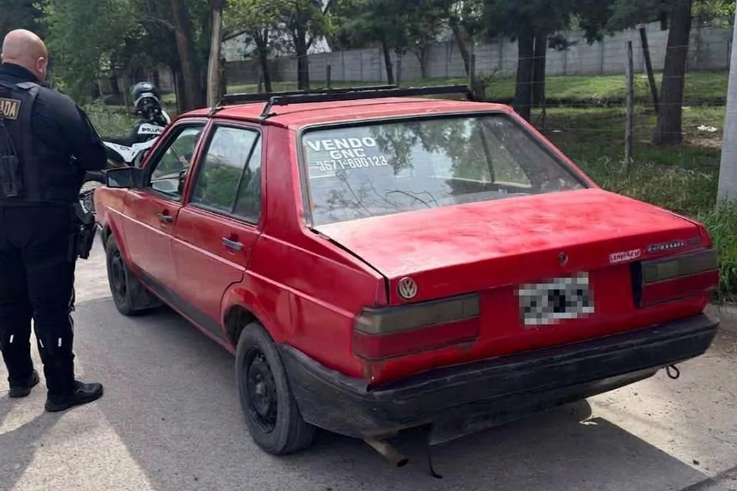 SECUESTRO AUTO VW
